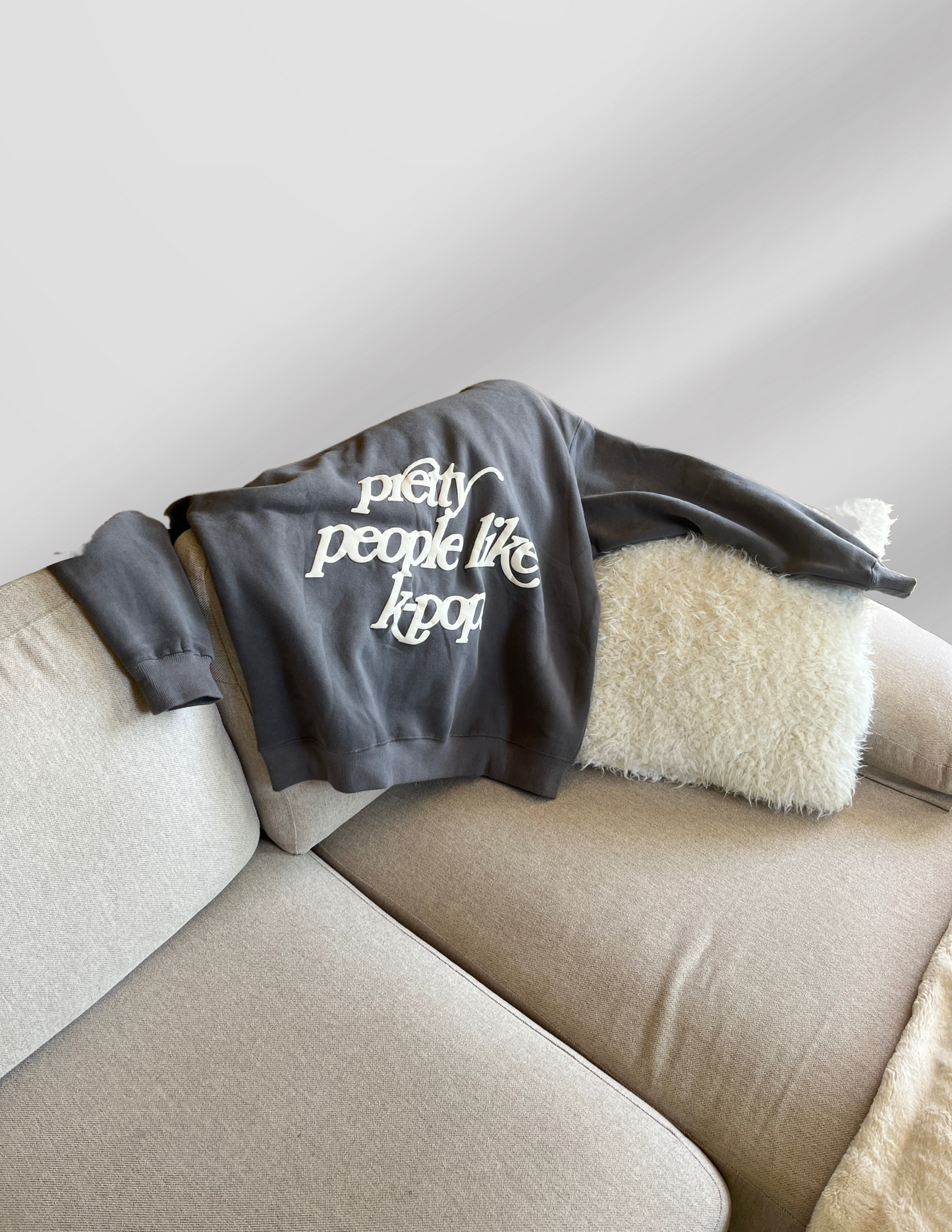 "PRETTY PEOPLE LIKE K-POP" zip up hoodie - slate grey preorder