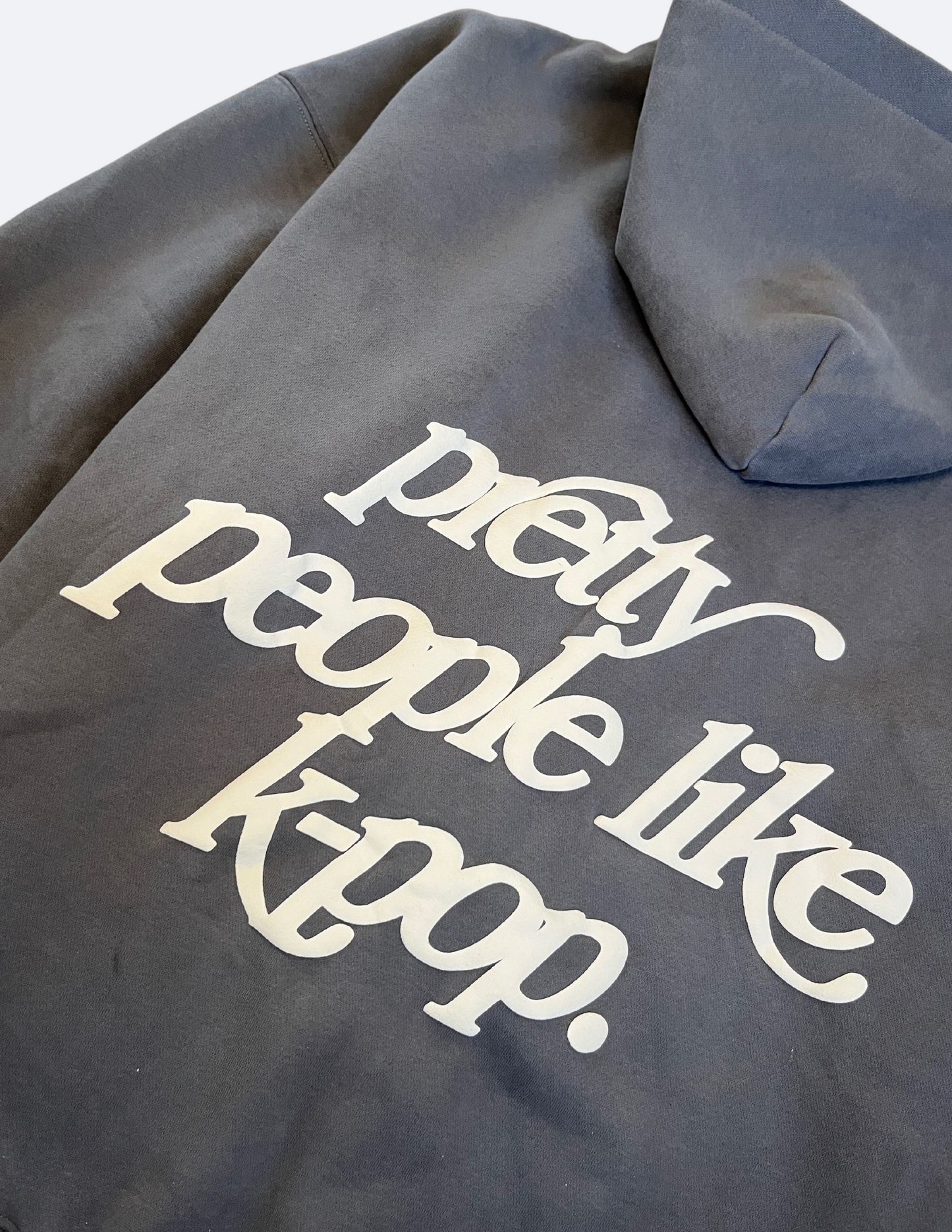 "PRETTY PEOPLE LIKE K-POP" zip up hoodie - slate grey preorder